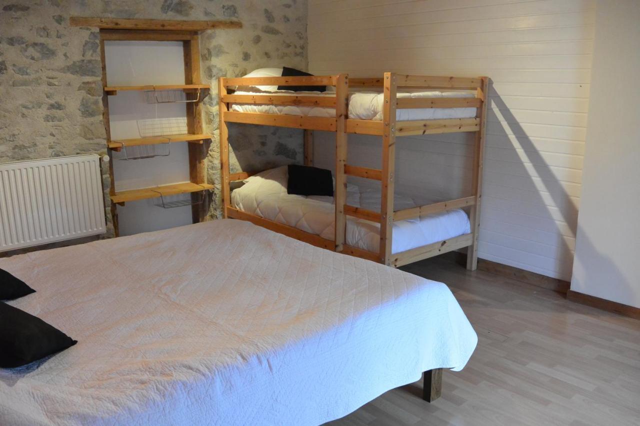 Gites Tre Le Grenier Les Moussieres Экстерьер фото